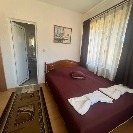 Комплекс Родопски Рай, Complex Rodopski Rai 招待所 Smilyan (Smolyan)